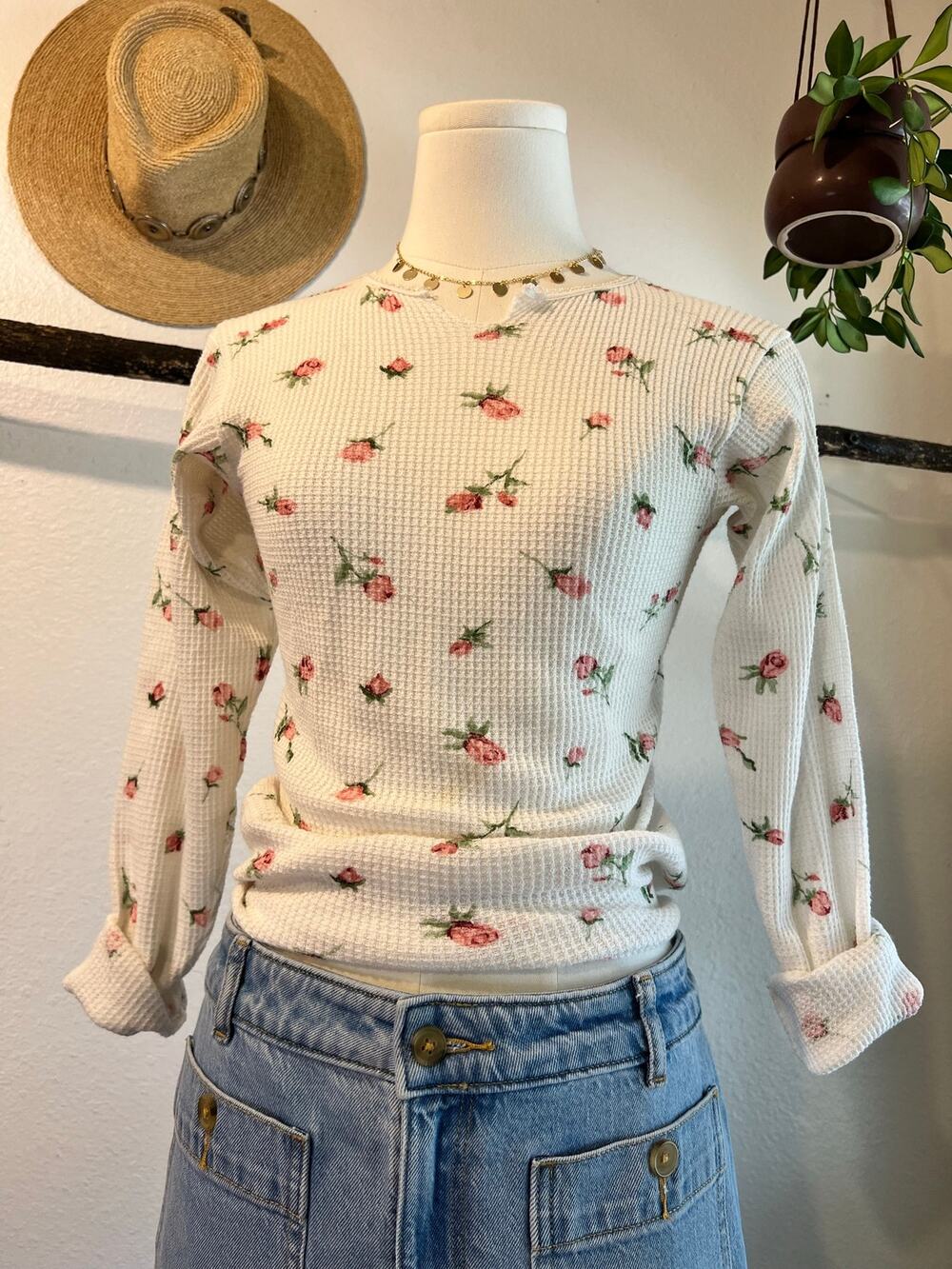 Hanes Vintage White Thermal Floral Cotton Long Sleeve Lace Trim Top Size Small